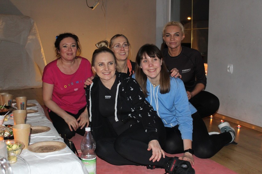 Czwarte spotkanie Klubu Kobiet Powiatu Szamotulskiego w wersji fitness! Wspólny trening na siłowni i porady od trenerki