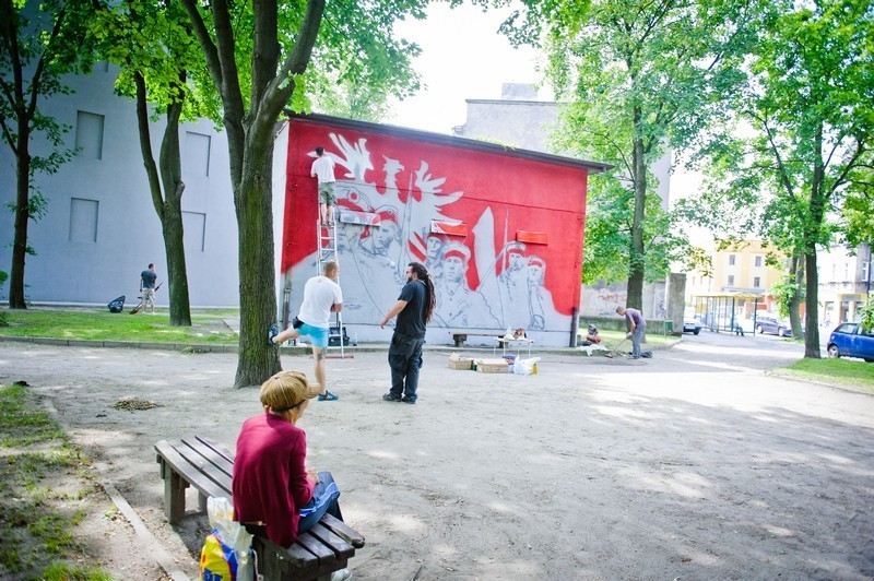 Mural wykonywany podczas Festiwalu Ulicznego - Wielkopolska...
