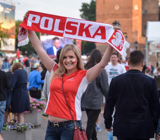 Mecz Polska   - Portugalia na Euro 2016. Strefa kibica na Targu Węglowym w Gdańsku