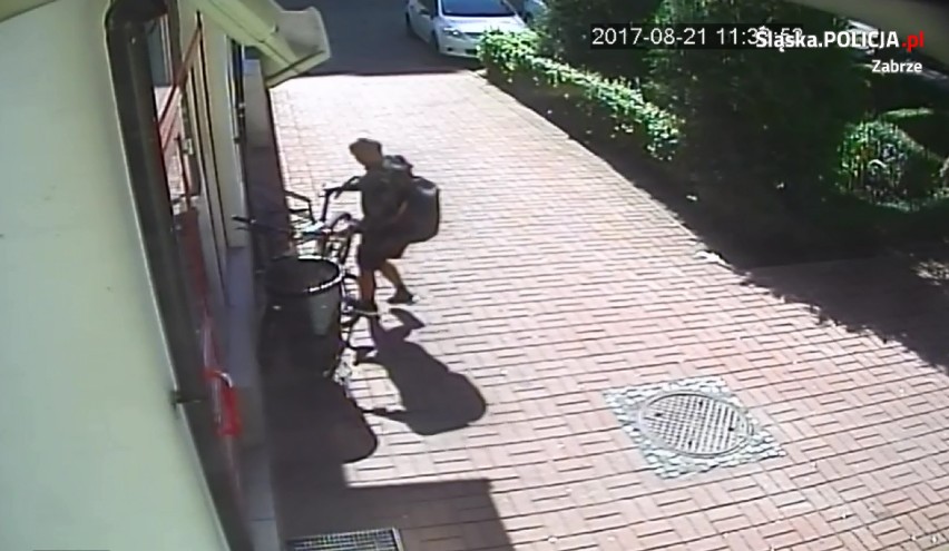Zabrze: Kradzież roweru pod sklepem przy Sobieskiego - wszystko nagrał monitoring