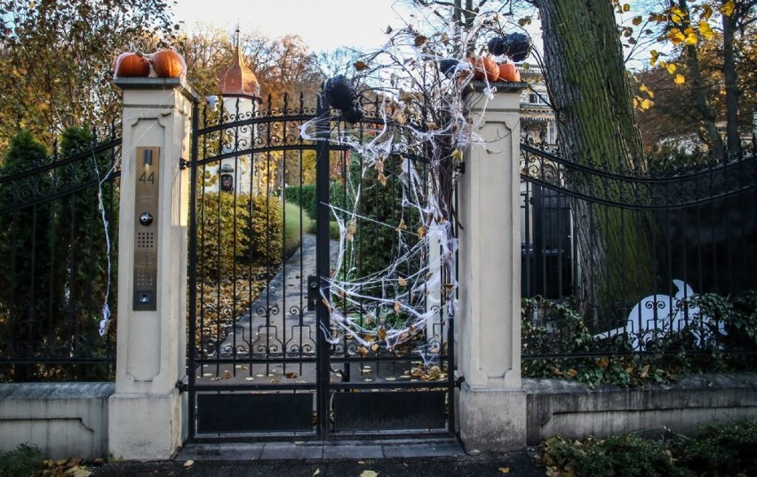 Halloween w Gdańsku. "Straszny dwór" na Jaśkowej Dolinie [ZDJĘCIA]