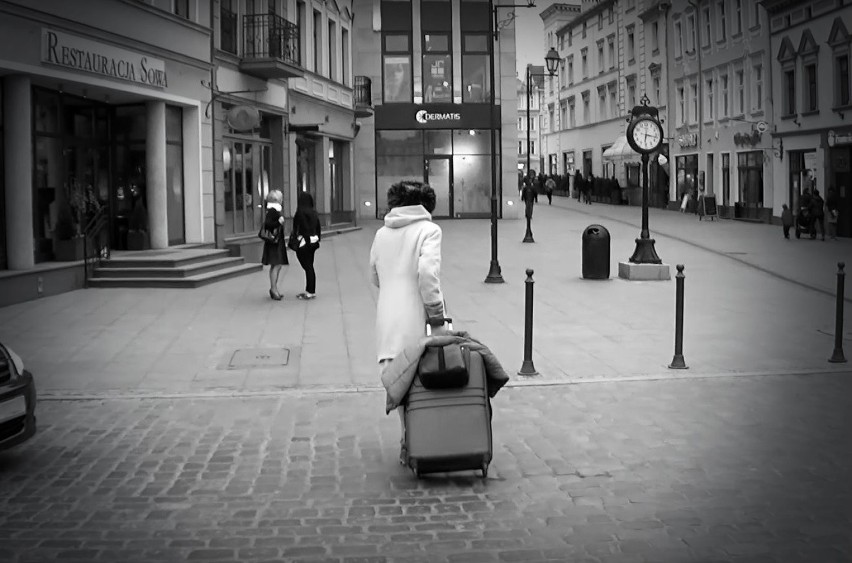 Nie żyje "kobieta z walizką". W Bydgoszczy znał ją niemal każdy