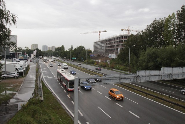 Droga S86 w Katowicach to trasa o olbrzymim natężeniu ruchu i jedna z najruchliwszych dróg w regionie i w Polsce