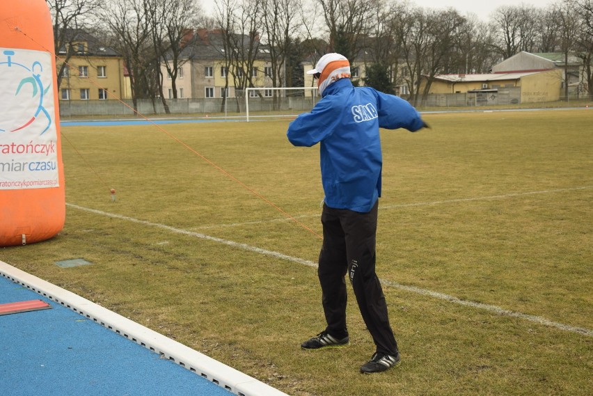 Wyjątkowa sztafeta wybiegła ze stadionu miejskiego [FOTO]