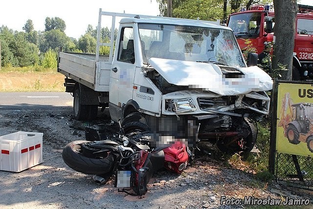 Wypadek w Jasienicy na ul. Strumieńskiej.