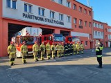 Nowy Tomyśl: Minutą ciszy strażacy z Komendy Powiatowej Państwowej Straży Pożarnej uczcili strażaków poległych podczas wojny na Ukrainie!