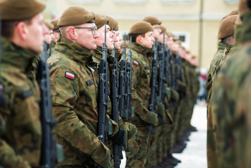 Przysięga wojskowa żołnierzy WOT odbędzie się w Piotrkowie na Rynku Trybunalskim. Uwaga na utrudnienia w ruchu na starówce 28.01.2023