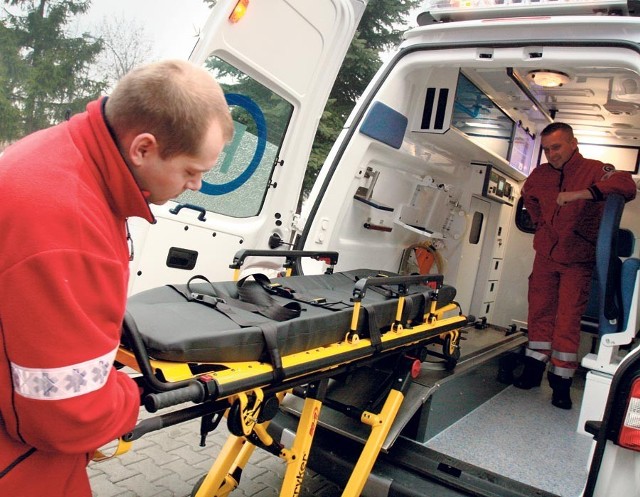 Dwa nowoczesne ambulanse dołączyły do taboru pogotowia