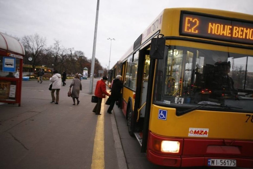 MZA Warszawa. Rozkład jazdy autobusów w stolicy
