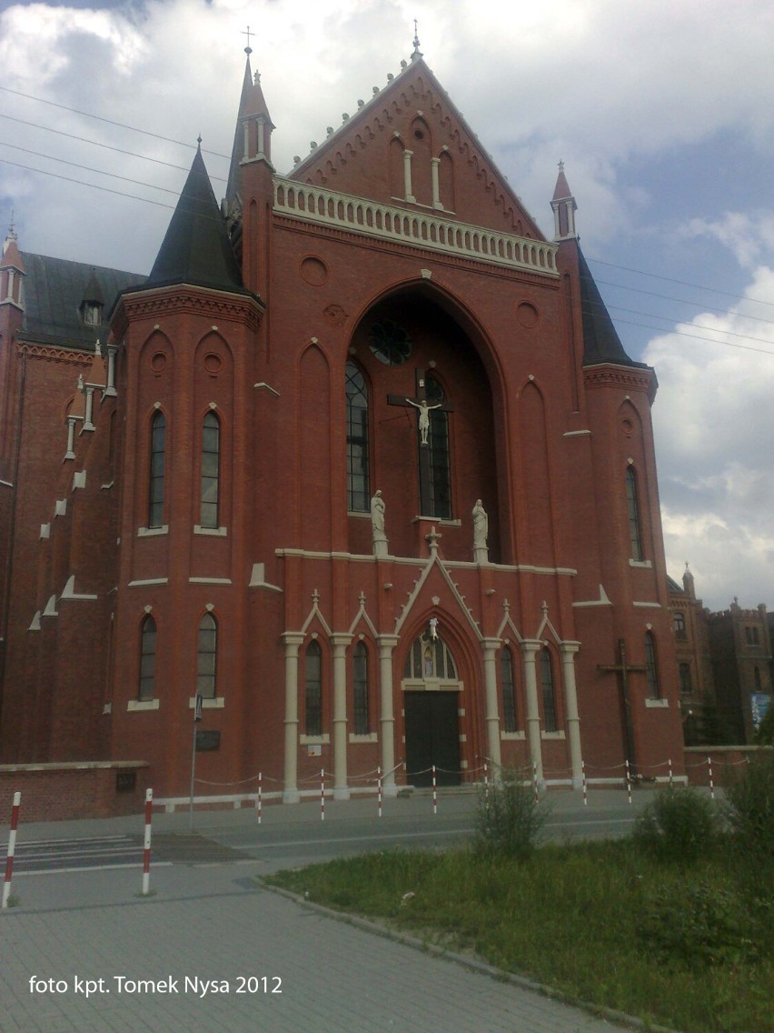 Kościół Matki Bożej Bolesnej w Nysie (werbiści):...