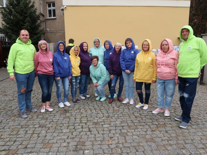 Leszczyńscy seniorzy bawili się na Eko-Pikniku! ZDJĘCIA