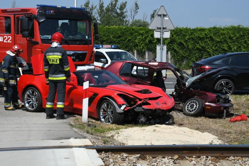 Dramatyczny wypadek na ulicy Krakowskiej w Kielcach. Kobieta nie żyje. Dwie osoby ranne