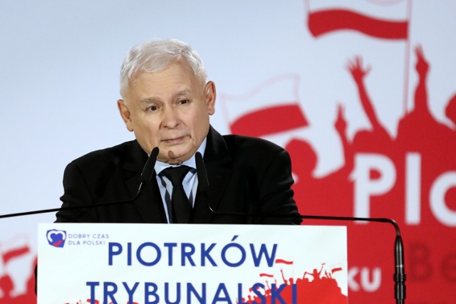 Wybory 2019: Jarosław Kaczyński, prezes PiS na konwencji wyborczej PiS w Piotrkowie Trybunalskim