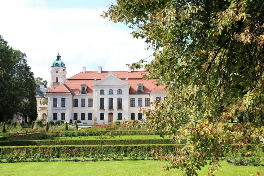 Muzeum Zamoyskich w Kozłówce. Propozycja na piękną, jesienną wycieczkę