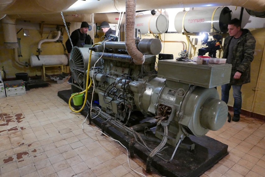 W Muzeum Zimnej Wojny w Podborsku ruszył agregat prądotwórczy z 1967 roku