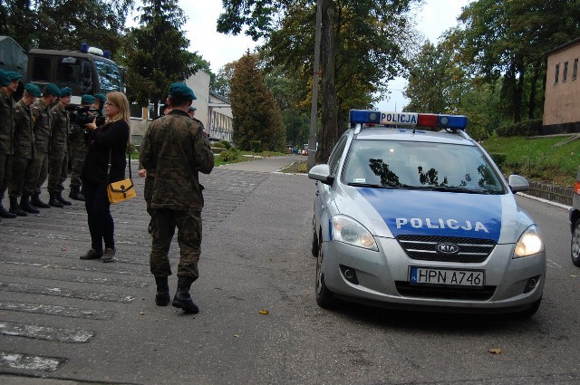 Patrol saperów odjechał z Tczewa do Elbląga - ZDJĘCIA