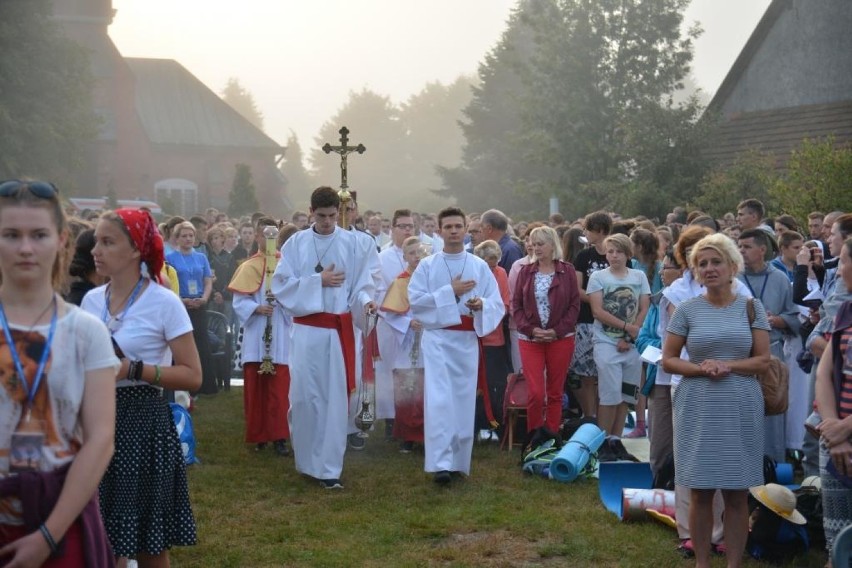 Śluby podczas 36. Pieszej Pielgrzymki Tarnowskiej [ZDJĘCIA]