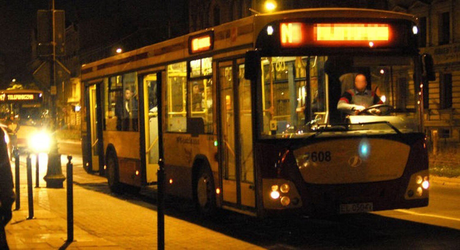 Pobicie w Zabrzu. Kazał im wysiąść z autobusu, potem się