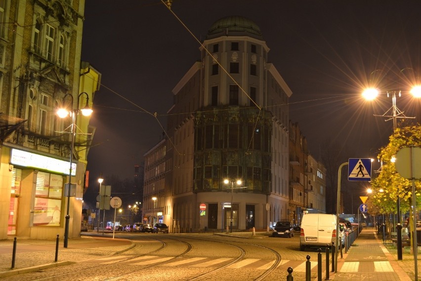 Zabrze nocą - hotel Admiralspalast

ZOBACZ WIĘCEJ NOCNYCH...