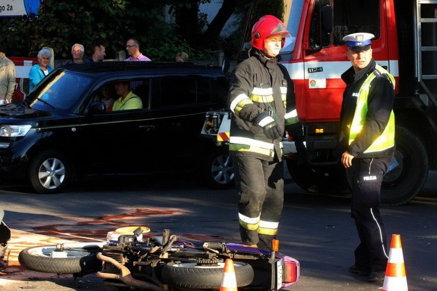 Wypadek na Jaworzyńskiej w Legnicy (ZDJĘCIA)