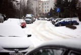 Mieszkańcy ul. Śnieżyńskiego: Nasza ulica zmieniła się w parking!