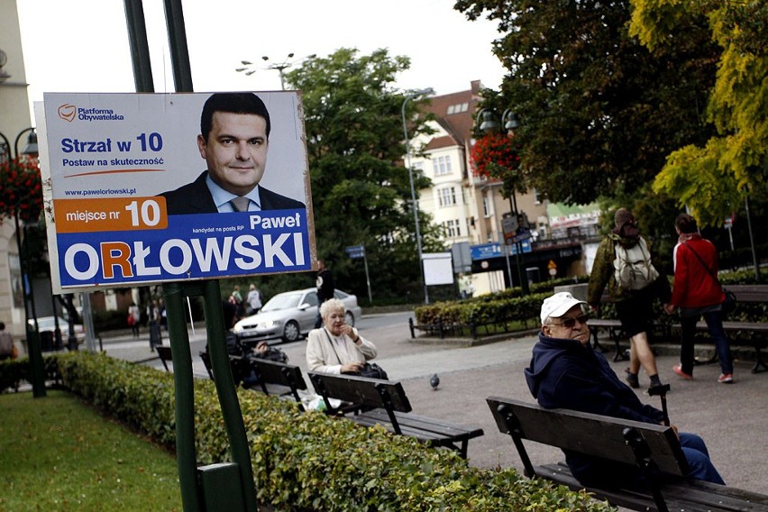 Wybory 2011: Ulice w Sopocie pełne plakatów wyborczych. Czy wszystkie wiszą zgodnie z prawem?