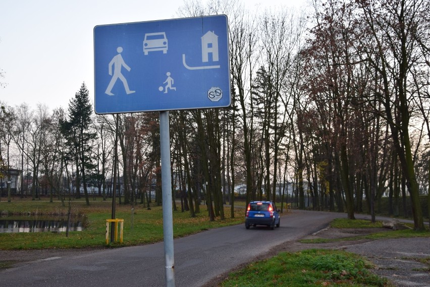 Będzie nocny zakaz wjazdu na drogę przy wieluńskim stadionie