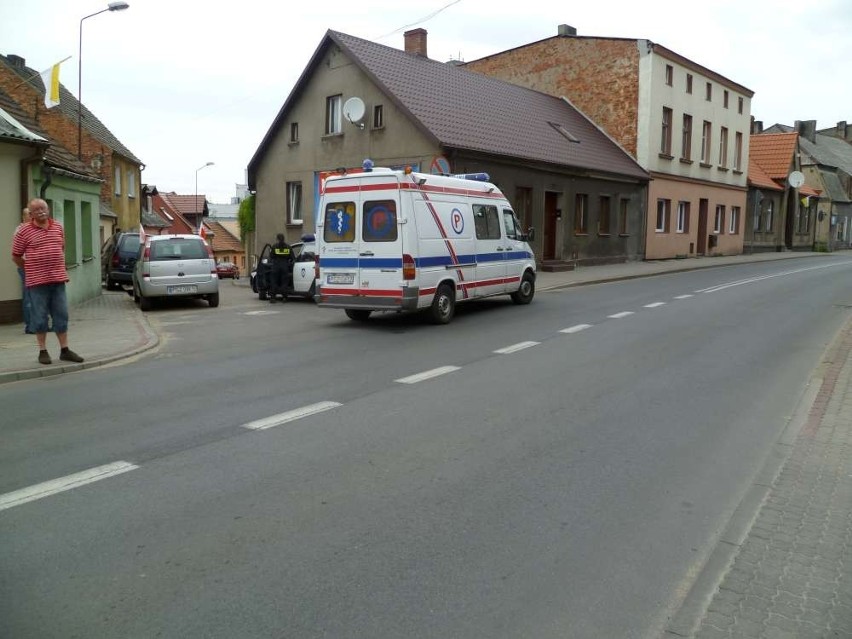 Kobieta i mężczyzna trafili do szpitala po zderzeniu na Sierakowskiej