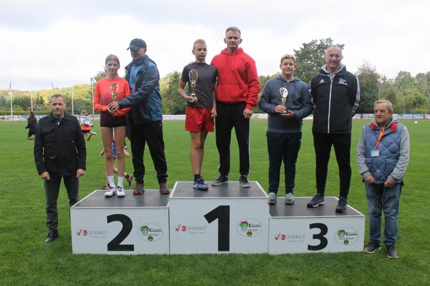 I rzut lekkoatletycznej imprezy na chełmińskim stadionie