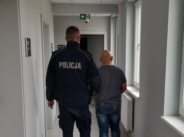 Mężczyzna był poszukiwany w związku z kradzieżami paliwa na terenie powiatu gdańskiego i Gdańska