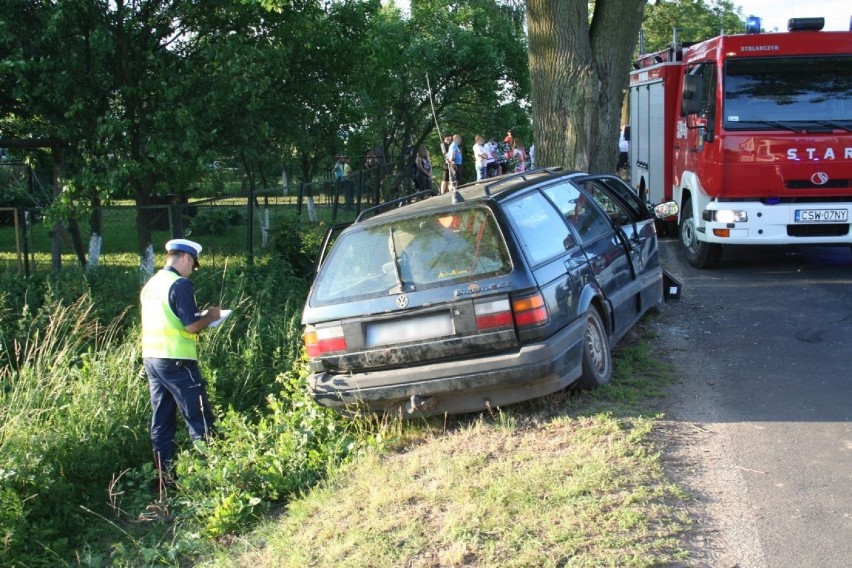 Do groźnego wypadku doszło w Warlubiu. 16-latek stracił...