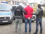 Pruszcz Gdański: Podejrzany o włamanie i napaść na policjanta trafił do aresztu