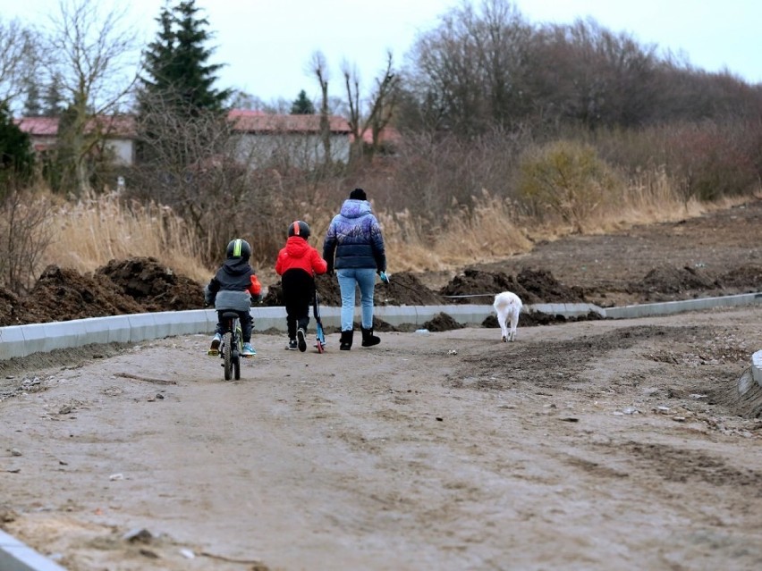 Cykliści będą zadowoleni z nowego szlaku w gminie Kołbaskowo 
