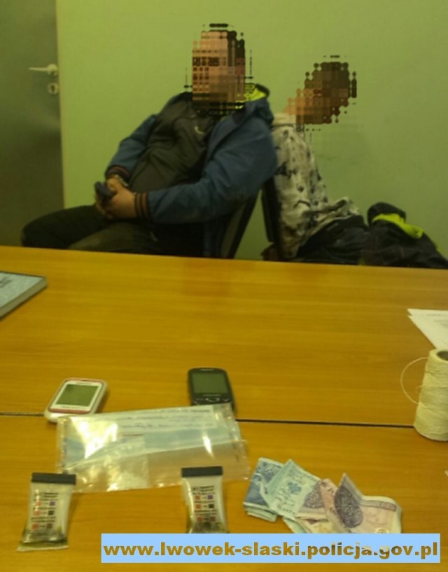 Gryfów Śląski: patrol wywiadowczy ujawnił transakcję narkotykową