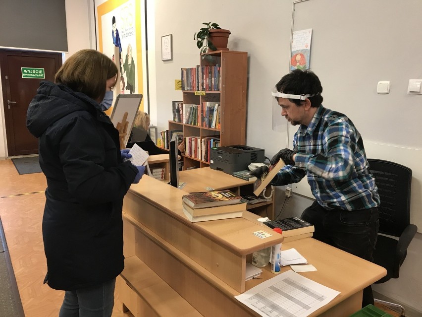 Od dziś (11 maja) otwiera się Miejska Biblioteka Publiczna w...