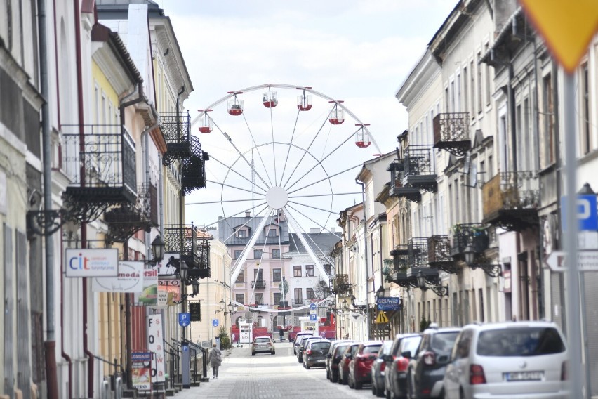 Piękna panorama Radomia z koła widokowego na Rynku. Jak wyglądało miasto w niedzielę wielkanocną? Zobacz zdjęcia