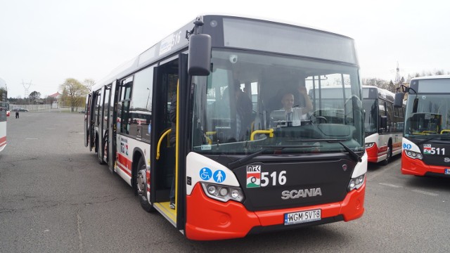 Komunikacja w Jastrzębiu: nowe autobusy przekazane