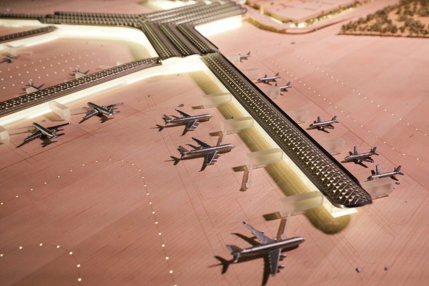 Gigantyczne lotnisko, dworzec i budowa całego "miasta". CPK pokazało koncepcje i projekt całej inwestycji