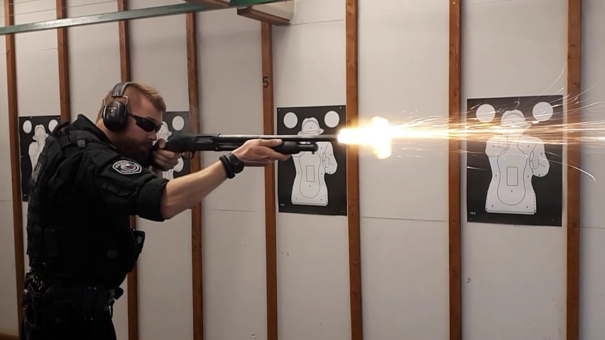 Świebodzińscy policjanci doskonalą umiejętności strzeleckie
