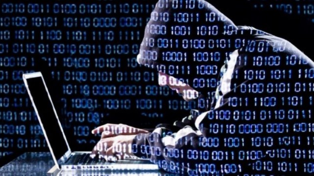 20-latek z Jaworzna usłyszał 71 zarzutów za cyberprzestępstwa. Grozi mu do 8 lat więzienia.