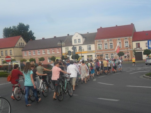 Pielgrzymka z Szamocina już wyruszyła! [ZDJĘCIA]