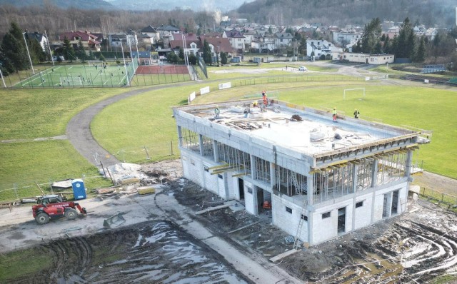 Prace przy budowie nowego budynku klubowego Skawy Wadowice są mocno zaawansowane
