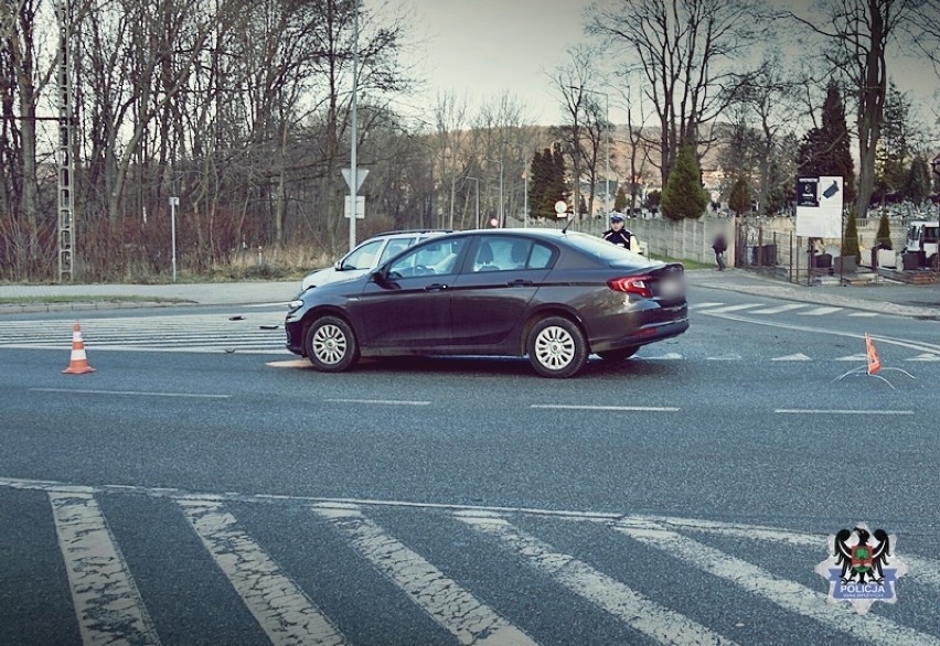 Wypadek na skrzyżowaniu ul. Sikorskiego i Przemysłowej w...