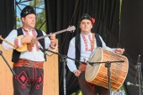 Festiwal Folkloru w Zakopanem. Warsztaty z tkania łapawic i konkurs instrumentalistów