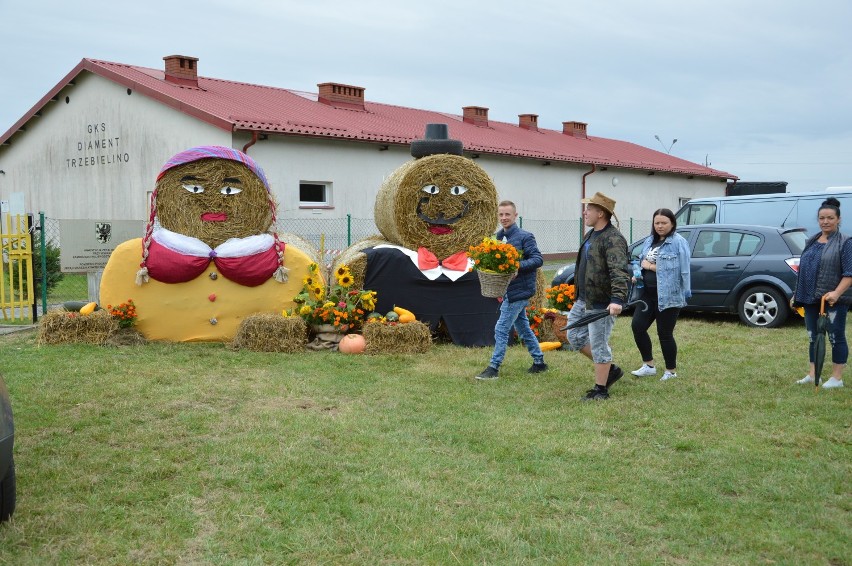 Trzebielino. Dożynki Gminne to przede wszystkim podziękowanie rolnikom za plony. A w tym roku było ciężko (FOTO)