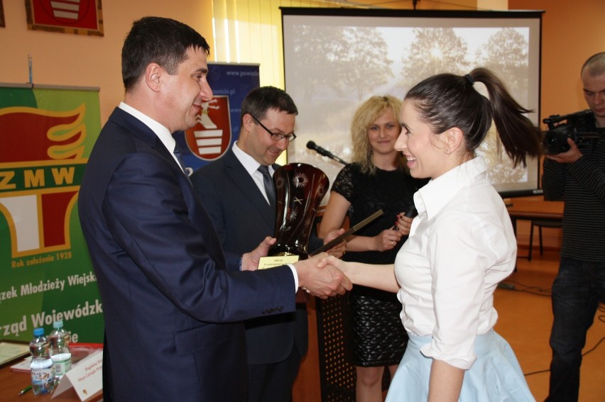 W Kraśniku nagrodzono młodych przedsiębiorców.