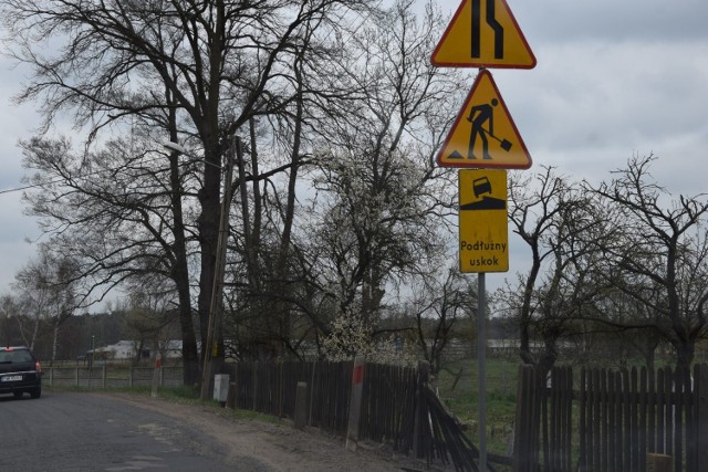 Utrudnienia na drodze wojewódzkiej  nr 278 Sulechów - Konotop. Zdjęcia z połowy kwietnia 2019 r.