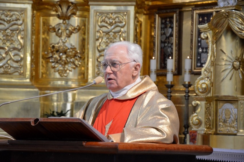 50-lecie święceń kapłańskich ojca Piotra Sasina, jezuity z...