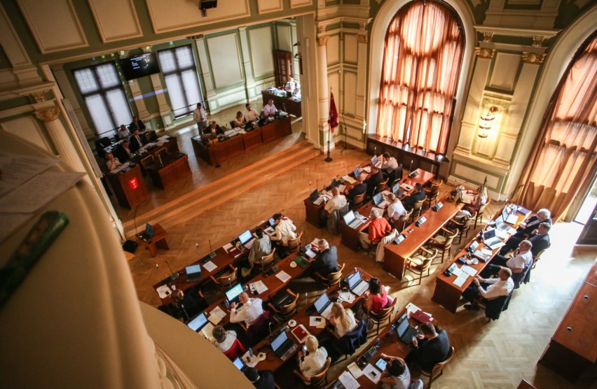 Radni zdecydują też o przystąpieniu do prac nad uchwałą,...