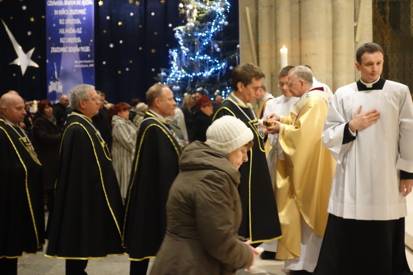 Pasterkę w katedrze łódzkiej poprowadzi abp Marek...